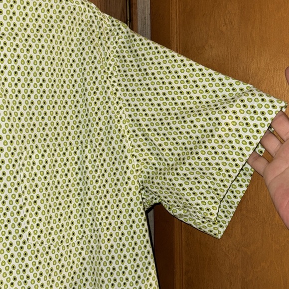 Club Room, avocado, button front new shirt size XL - Picture 4 of 6